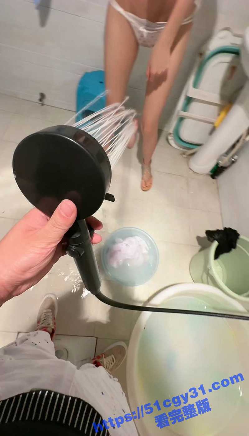 51原创小姨子的秘密新作浴室爆操小姨子（8）