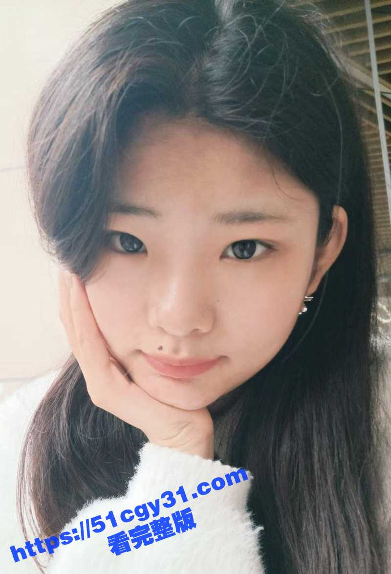 重庆捞女 汪偌萱 裸聊视频被曝 有男友还卖逼约炮 浴室里玩湿身聊骚 淫照视频炸翻全网！