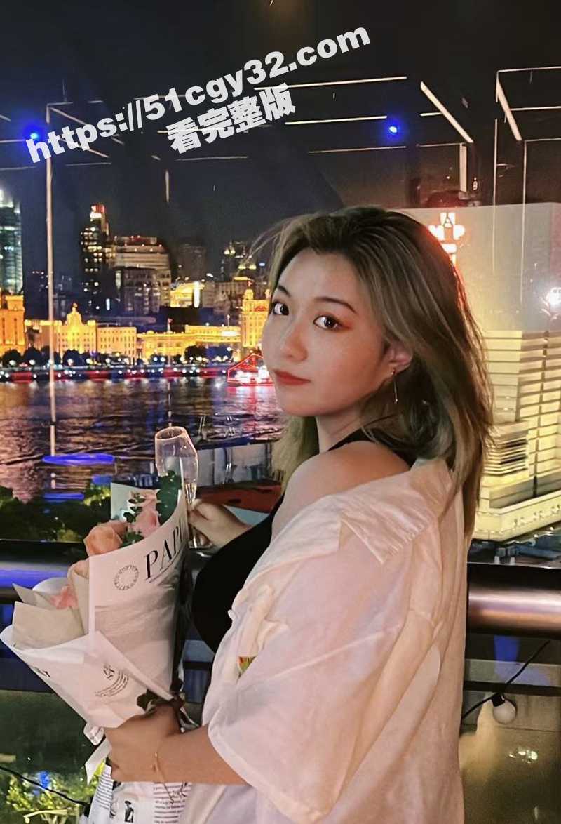 巨乳肥臀坦克妹刘衿琳自慰约炮视频曝光1拷贝