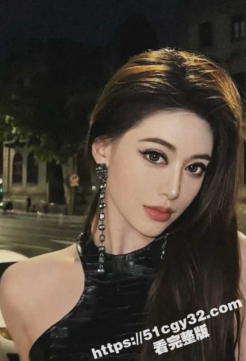 抖音网红Amanda直播间不雅视频流出 1 拷贝