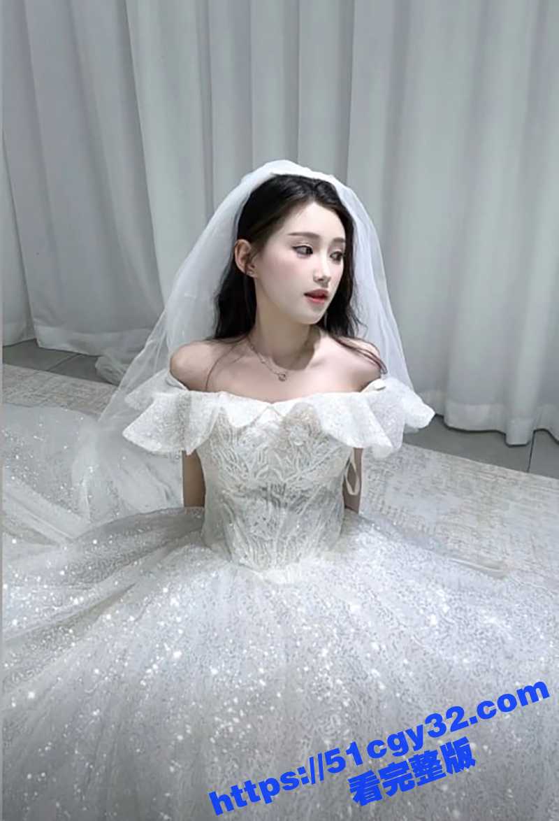 抖音网红前保时捷店面女主播小瑶瑶C最新裸聊视频泄密流出1拷贝