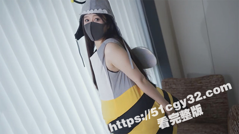 桥本香菜最新福利粉丝挑战寄什么样就穿什么3种不同风格做爱（10）