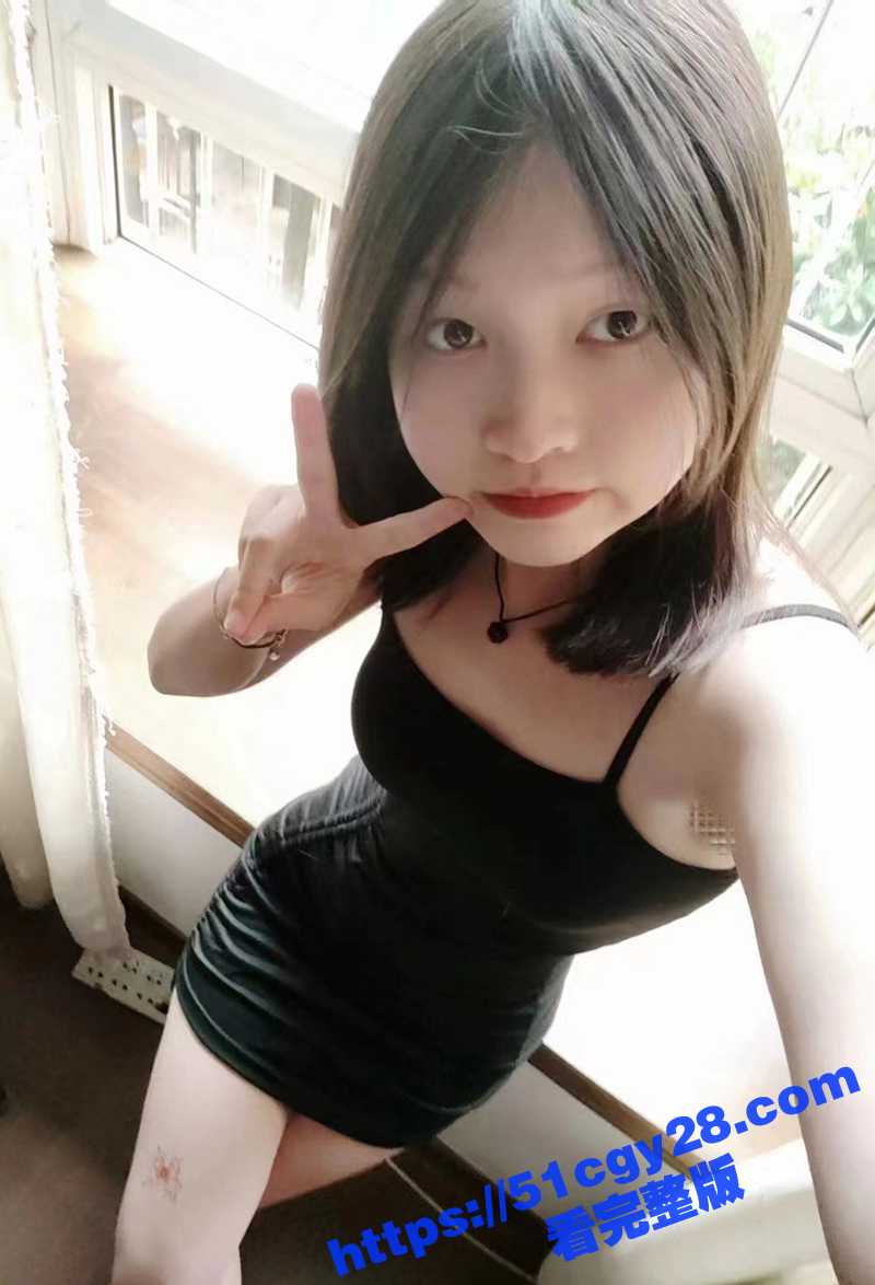 四川清纯女大学生 性爱视频遭渣男泄露 学生情趣装双手捆绑调教 无套爆操反差炸裂！