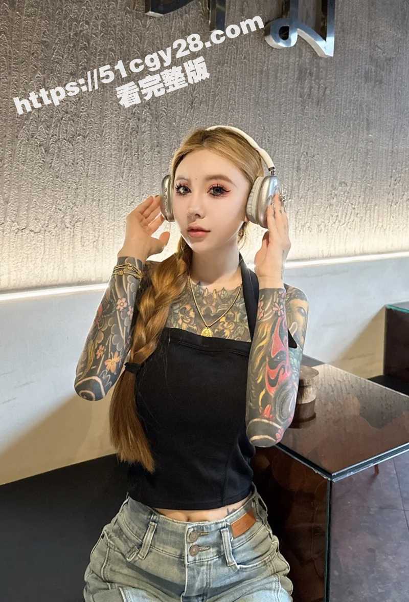 精神小妹做爱视频流出 2