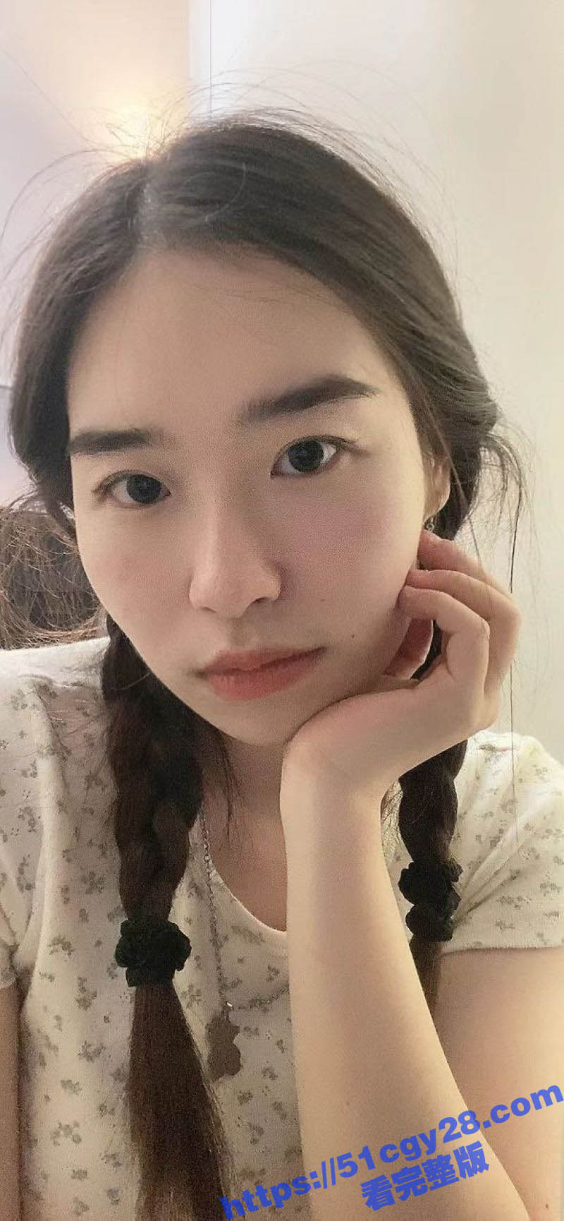 乌兰浩特张雪萌舔奶啪啪视频 3