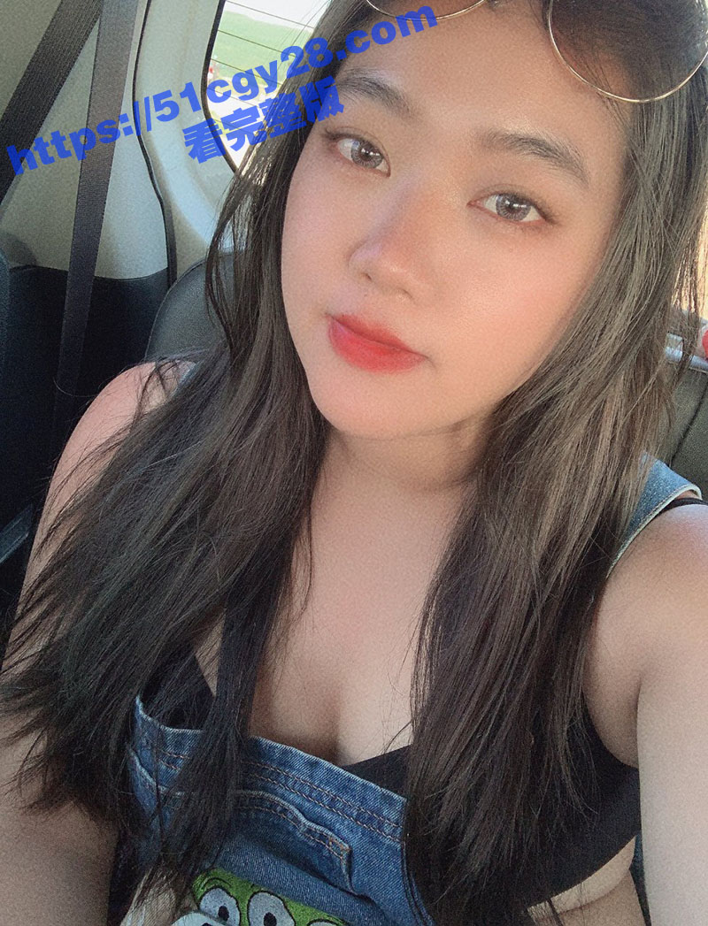 巨乳肥臀骚母狗 陈丽婷 与男友酒店性爱视频流出 露脸口交表情骚气逼人 沙发无套后入淫叫连连！