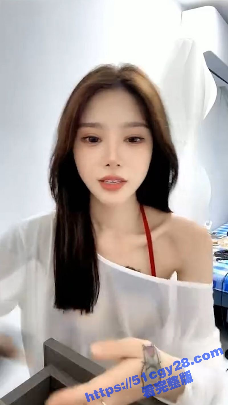 极品纹身女 直播大秀福利流出 赤裸娇躯曲线勾魂 掰开私处道具自慰抽插 浪叫呻吟高潮不断！