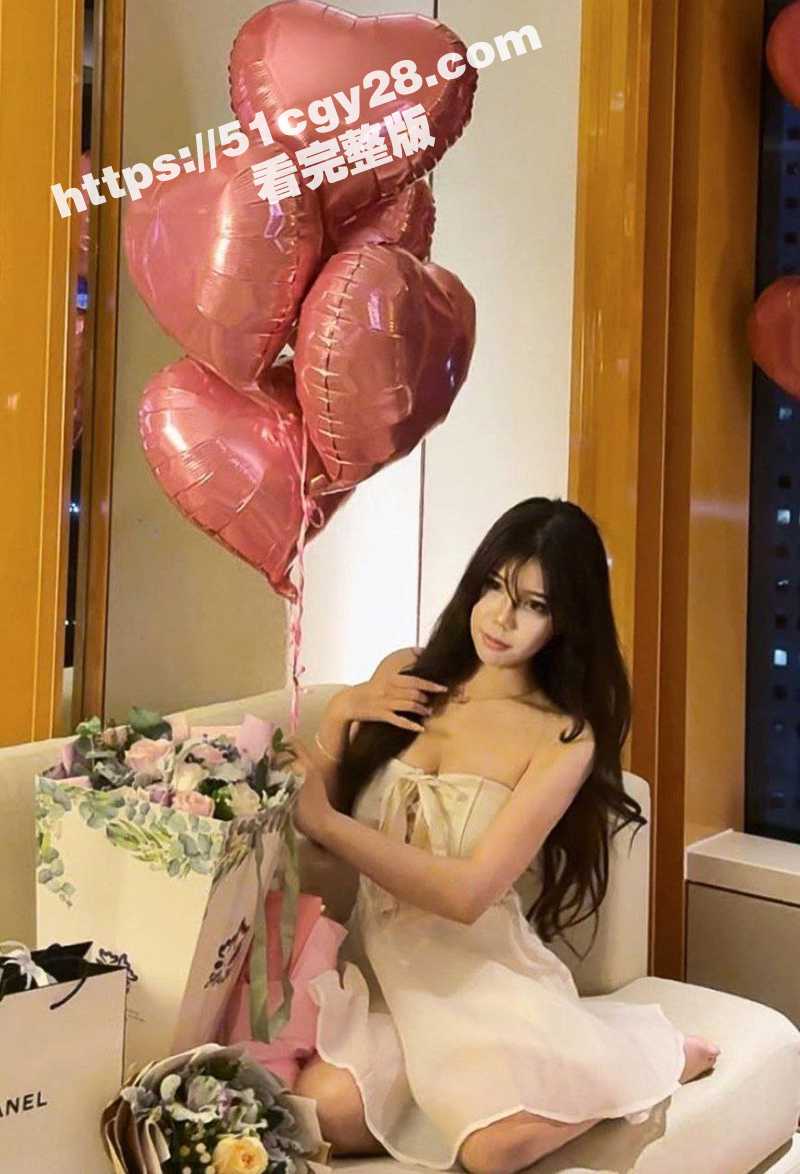 极品高颜值巨乳小网美自拍露脸揉奶自慰视频泄密2拷贝
