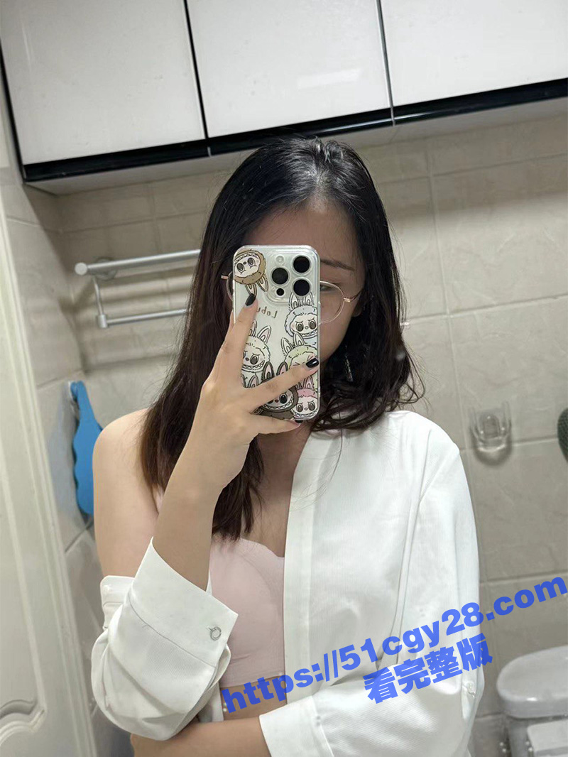 大学城约炮顶级大一母狗 破处后性瘾爆棚 主动付房费求操 水多耐桩堪称天生肉便器！