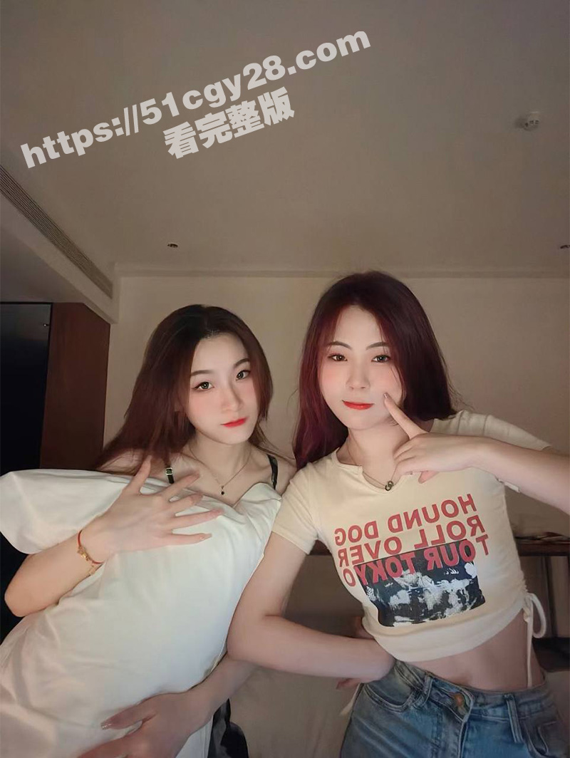 广东佛山酒馆上班的潘雨欣为了拉业务经常和客人裸聊 7