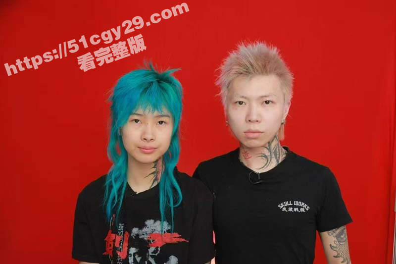 火遍全网的杀马特新婚夫妇 唐康 刘雨洁 闪婚闪离 跳起来领证快如风 一周离婚更迅猛！