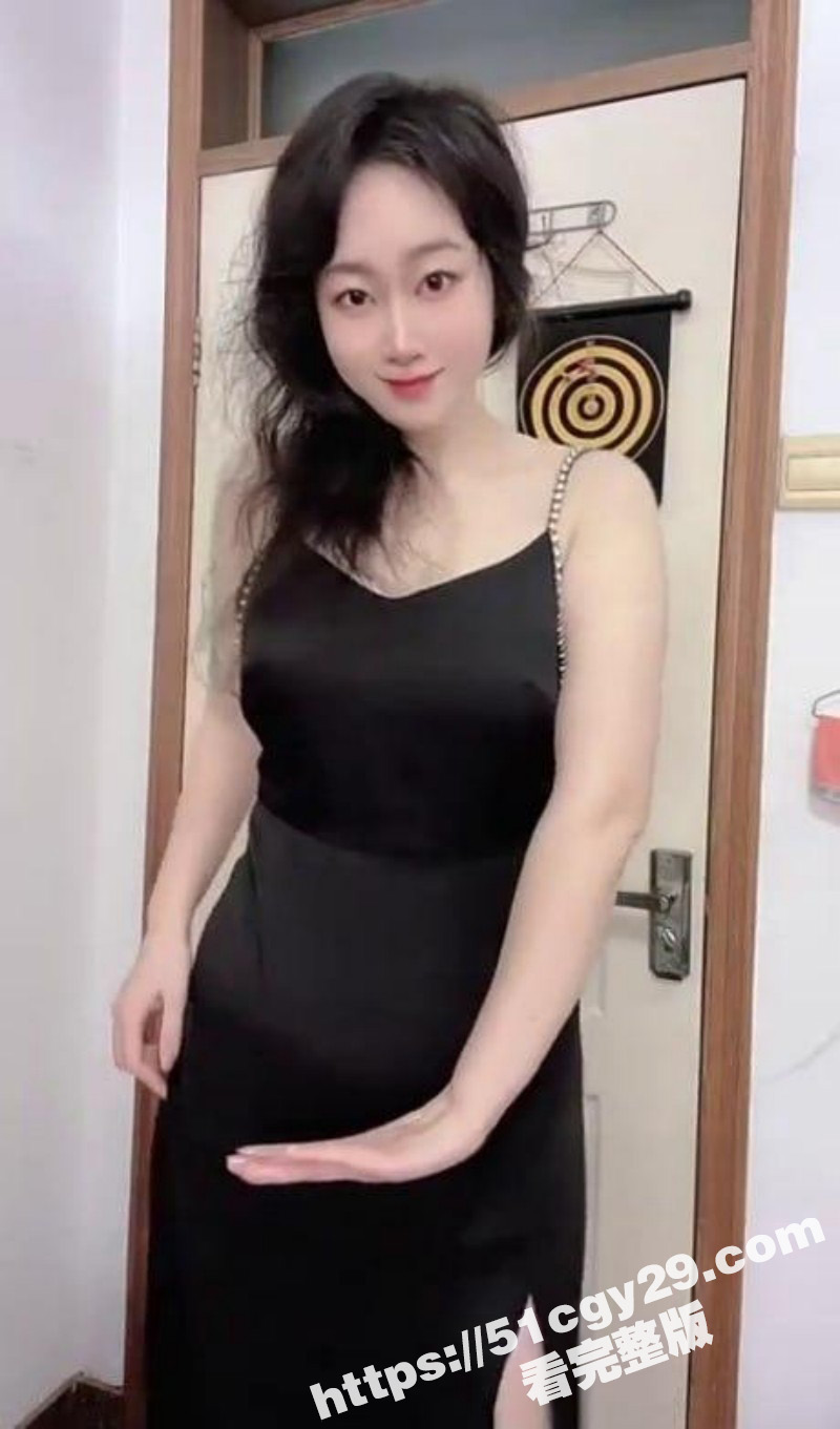 抖音气质少妇赵团团定制福利私拍04