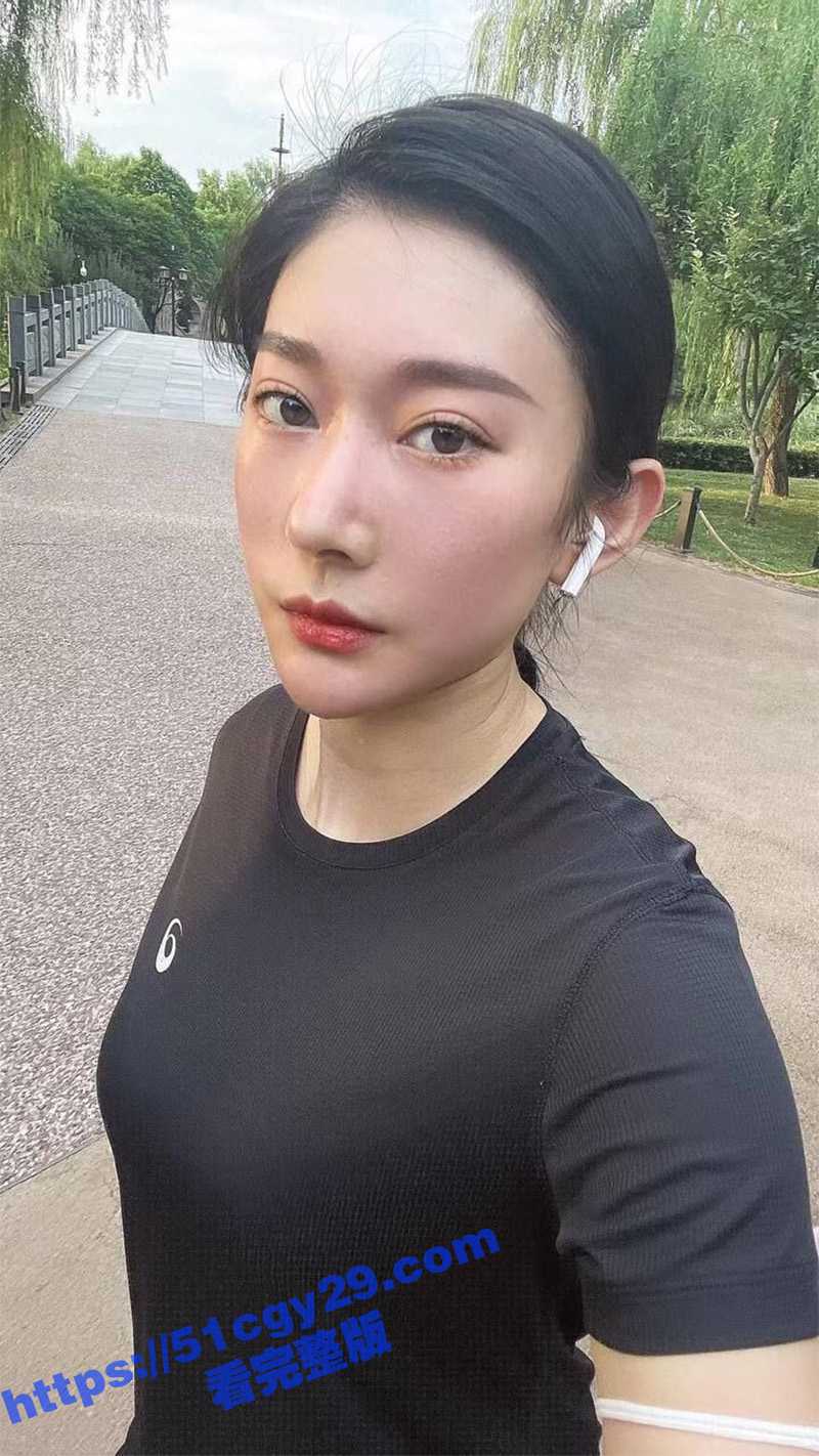 陕西西安汽车销售张伊儿为了业绩买车给逼肏 拷贝