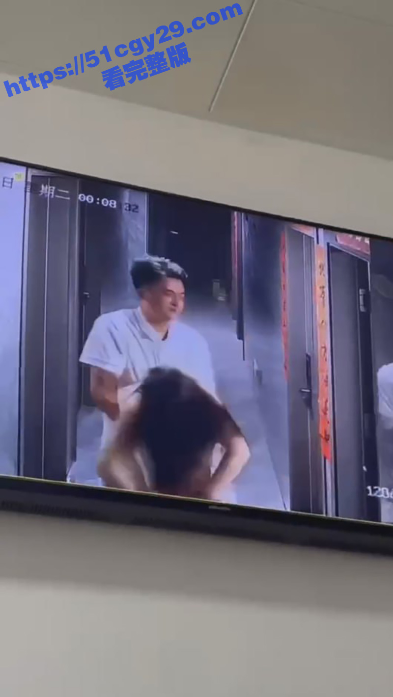 520俩男捡尸酒醉美女（3）
