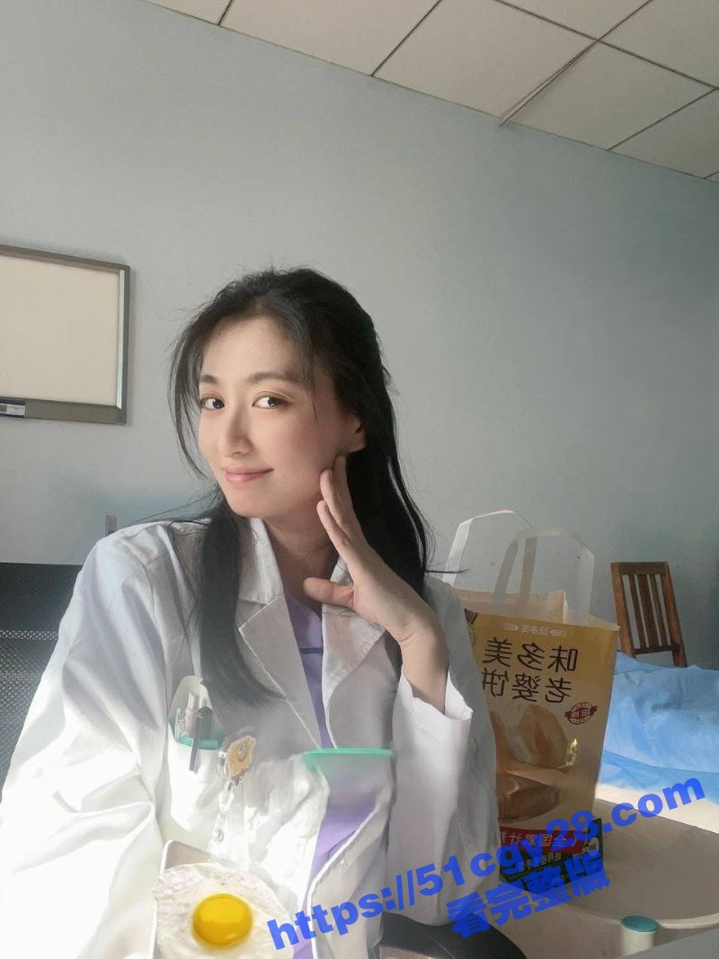 极品反差医生陈漂亮推特约炮视频流出 3