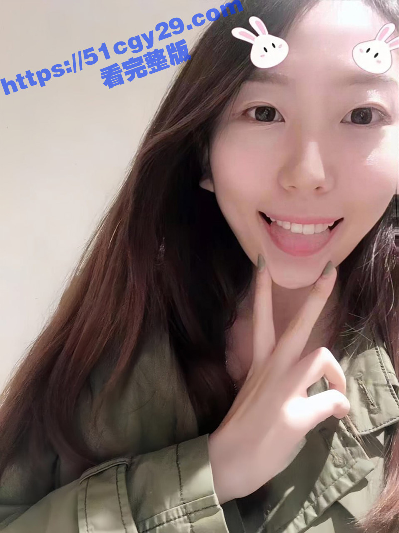 广东能源公司极品秘书崔雅赫私拍自慰诱惑上司 2