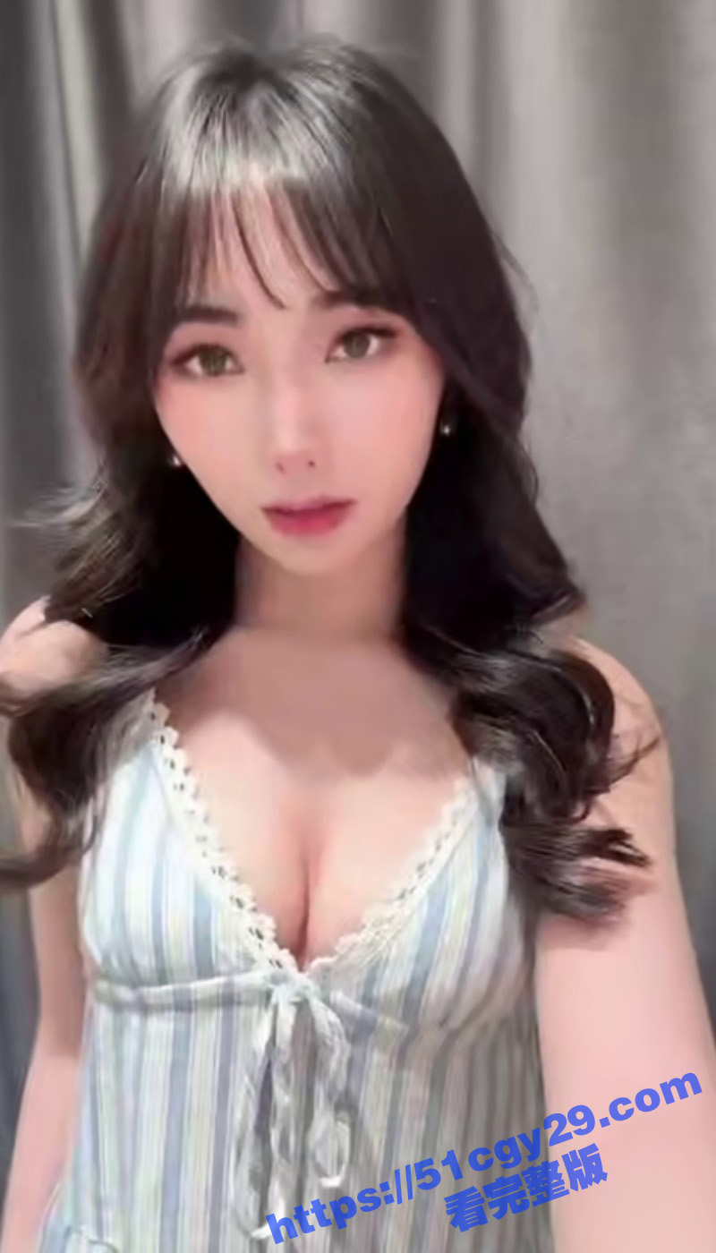 海角乱伦大神 姐姐的奶味 与巨乳姐姐互换体位疯狂舔穴 浓精内射子宫深处！