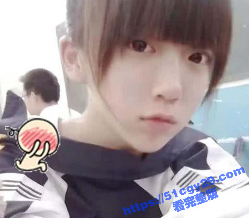 抖音网红呆妹儿小霸王首秀日塌房前男友独爆料开房洗澡三点全漏露脸视频（4）