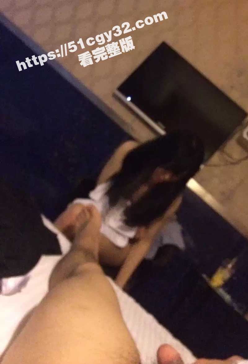 山东威海清纯嫩妹王羽佳酒店开房视频流出6拷贝