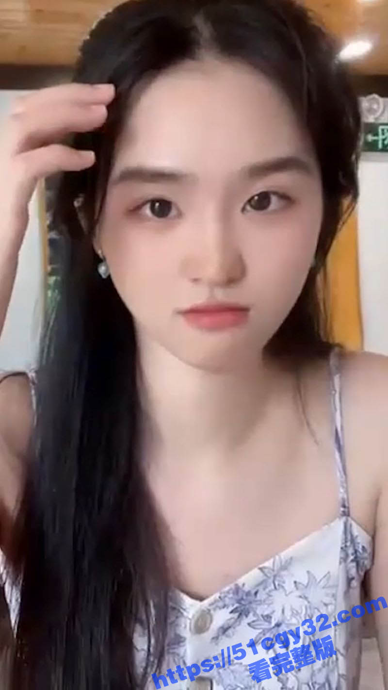 高颜值清纯美少女 李丽雯 与男友自拍性爱视频泄密 蜜桃臀后入猛插 抬腿迎合男友 娇喘淫叫淫荡十足！