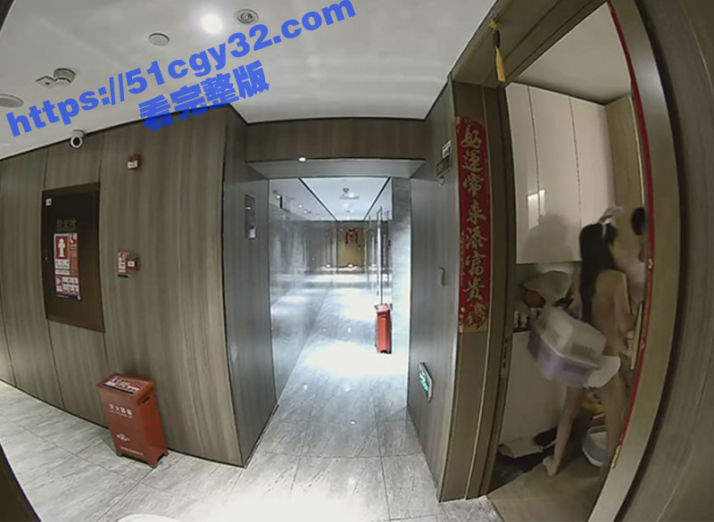 集美饥渴难耐没穿衣服走廊追男人 拷贝 4
