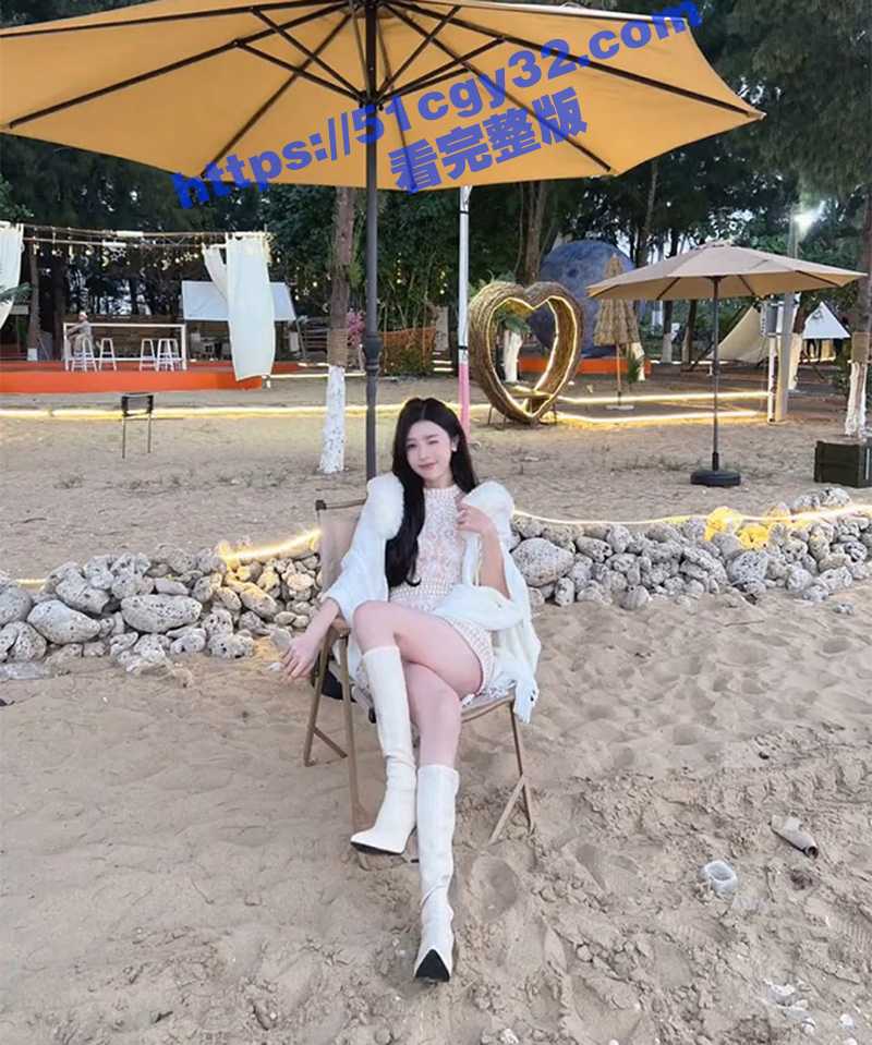 抖音反差少女甜一 线下跟金主一对一性爱裸聊  拷贝 4