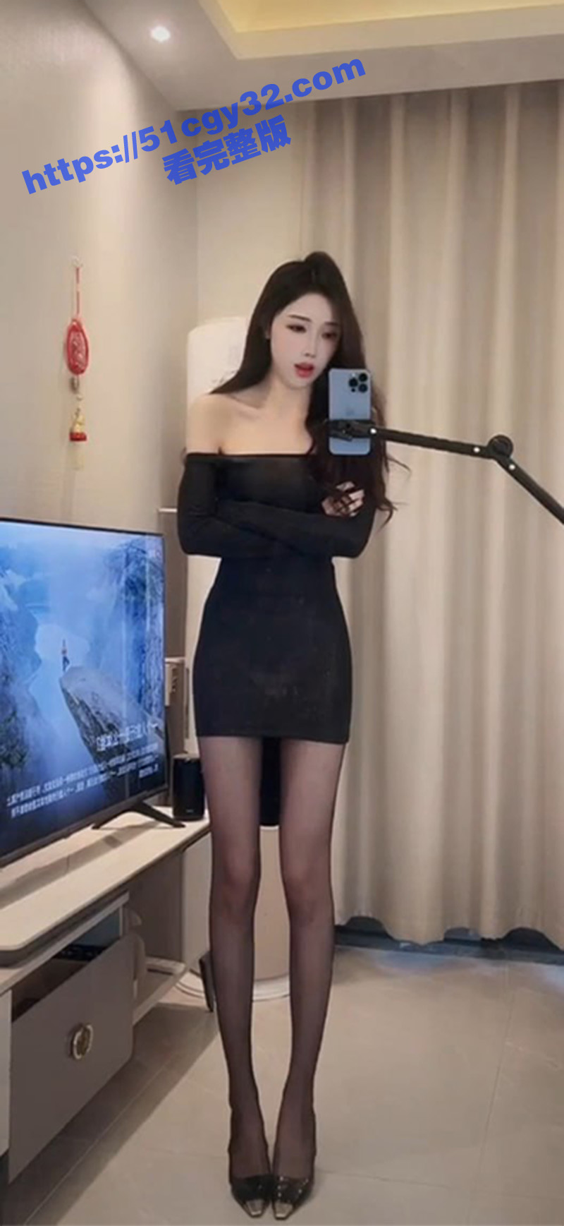 抖音反差少女甜一 线下跟金主一对一性爱裸聊  拷贝 6
