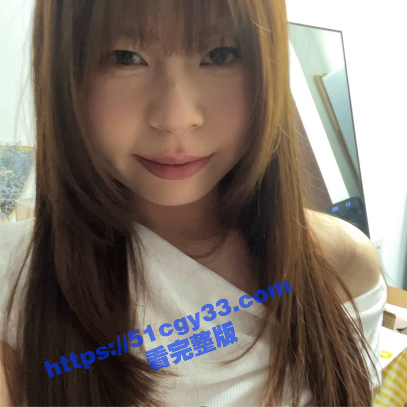 河南周口张越在校期间和别人聊骚发裸照和自慰视频 拷贝 5