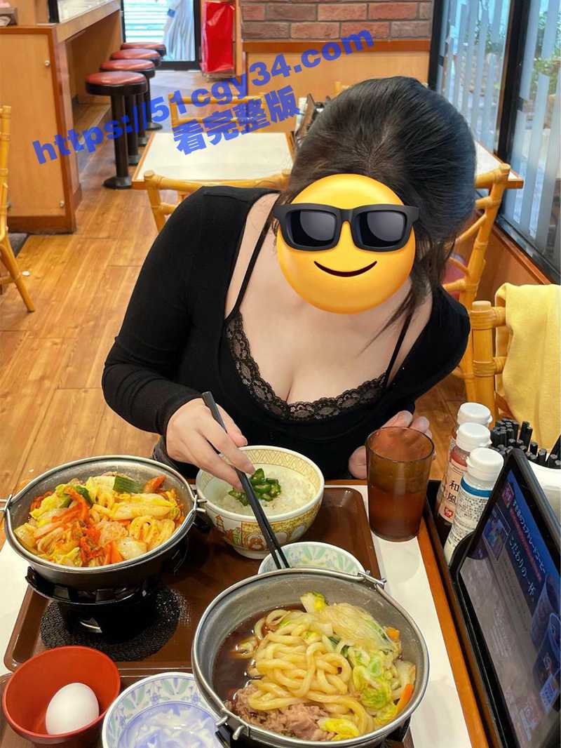 极品绿奴NTR淫妻 cuckoldroxy 私拍全集流出 亲自开车送老婆去约炮单男 骚逼都被操成了别人鸡巴的形状！
