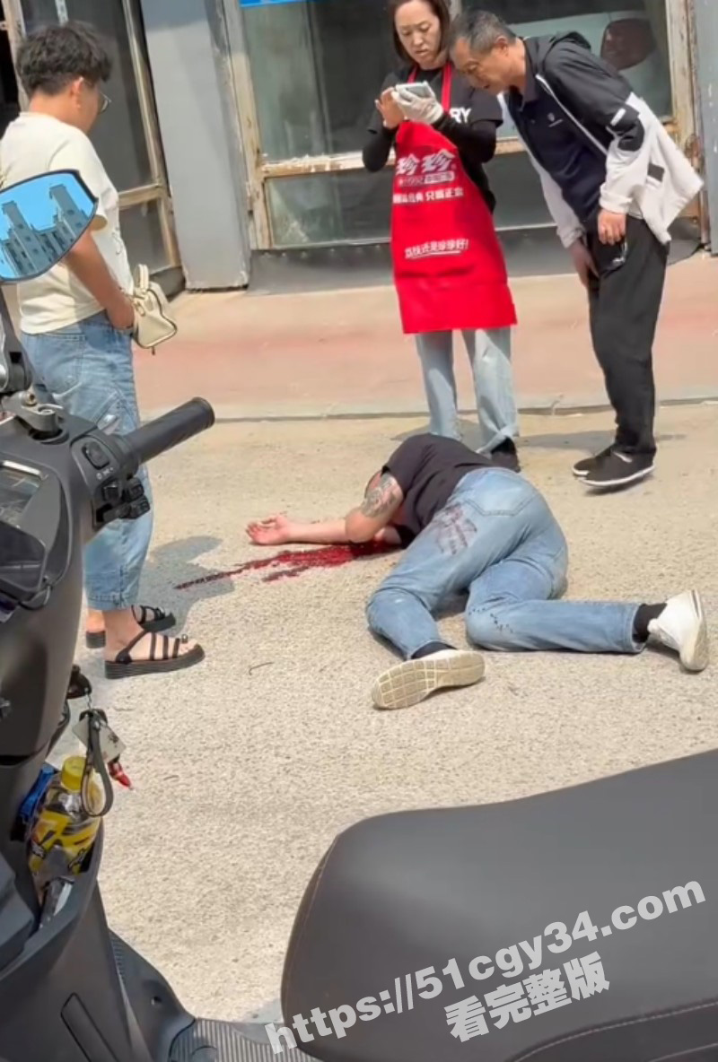 辽宁营口短发小伙被殴打后将其反杀06