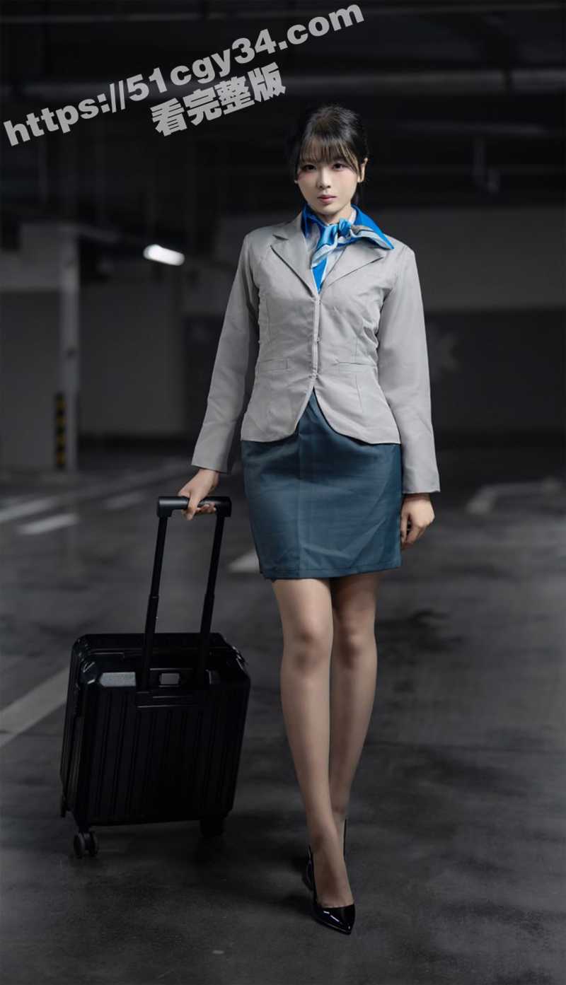 新晋国模女神 轩萧学姐 最新写真视图车库里的空姐 极品身材空姐制服 模拟足交极限诱惑！