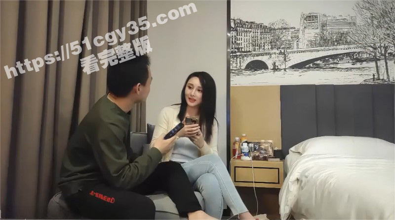 步宾探花 网嫖网红脸御姐外围 S级身材扭动 跪舔眼神淫靡 连体丝袜打桩性价比超高！