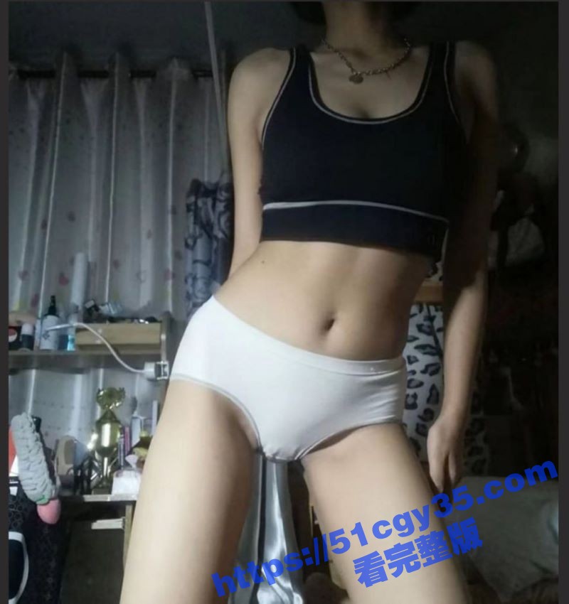贵州大学师妹刘晓庆性爱视频流出 4