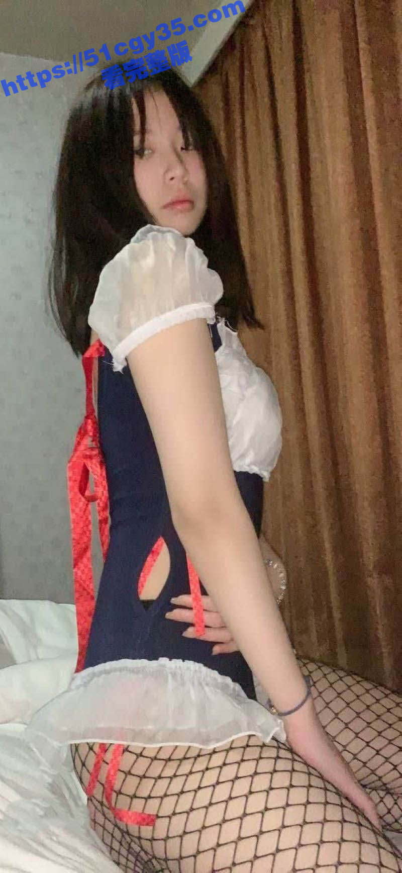 湖北大长腿极品女友口交啪啪视频 3