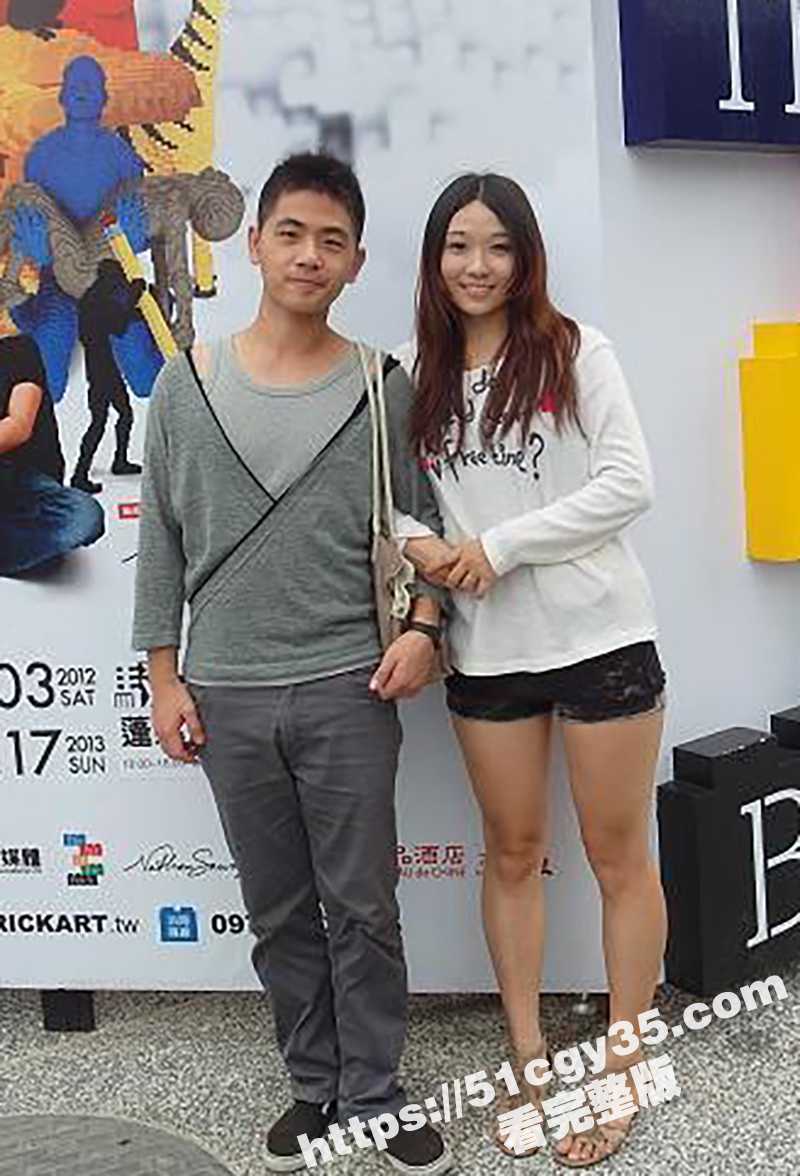 超美人妻背着老公偷情纹身小伙 出轨视频惨遭曝光 淫骚舔屌无套骑乘 全程露脸骚劲十足！