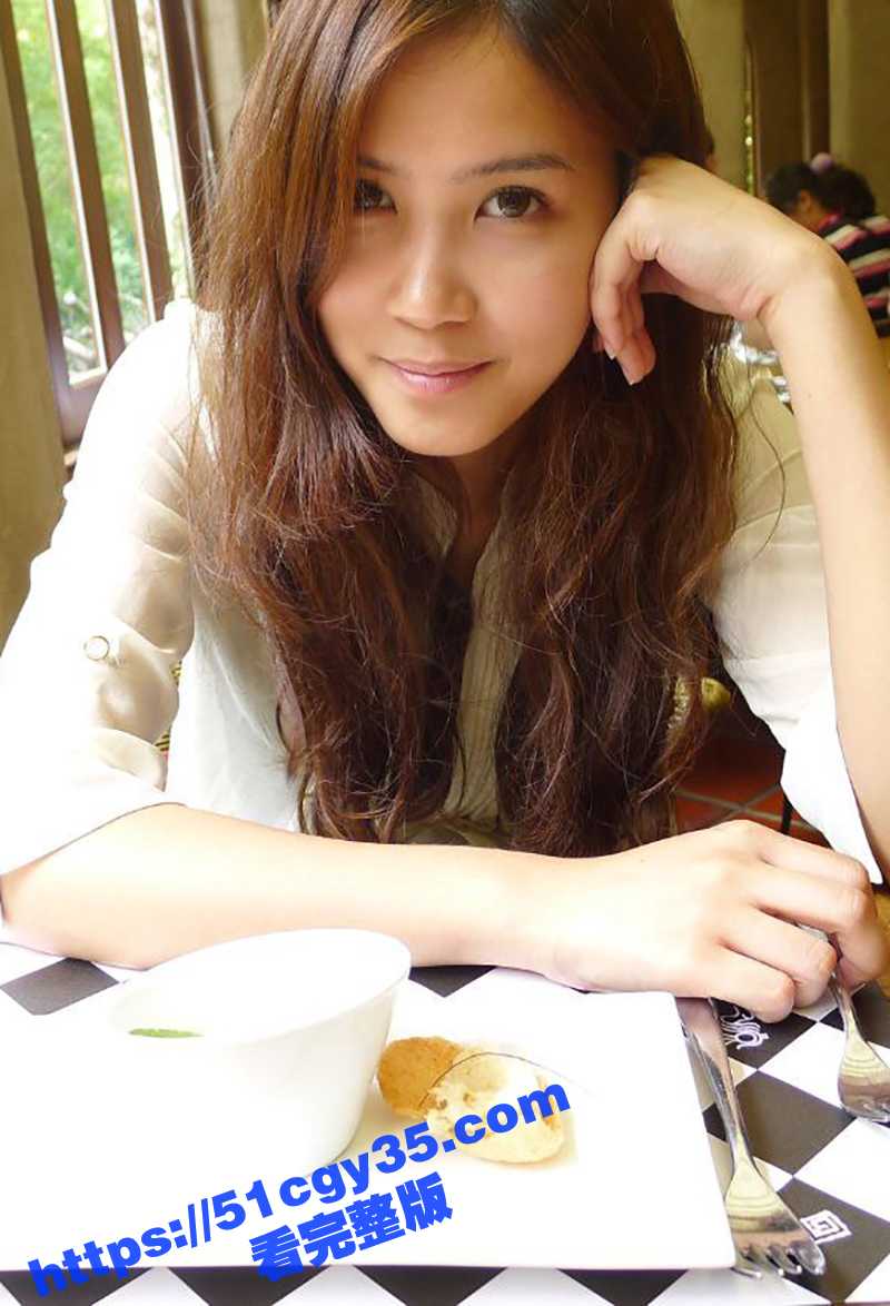 肉感反差人妻少妇出轨视频曝光 8 拷贝