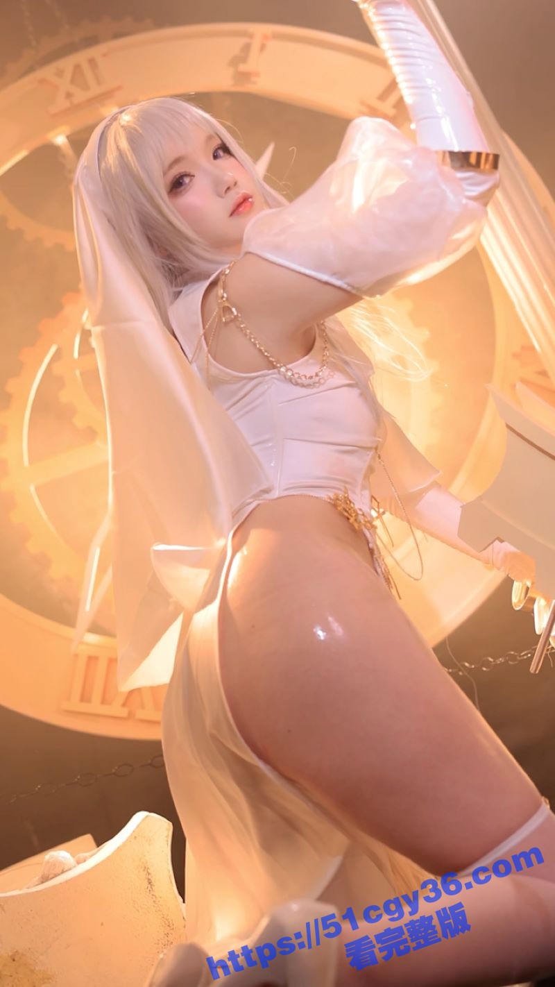 极品福利姬雪晴Astra定制私拍 7