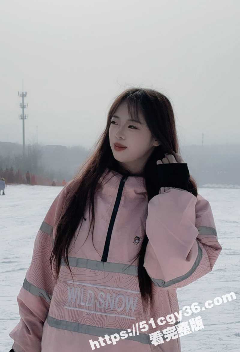 山西太原学院巨乳骚母狗宋漫如自慰直播视频流出4