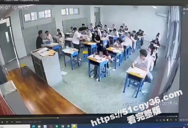 高考考生发狂撕试卷视频流出 2 拷贝