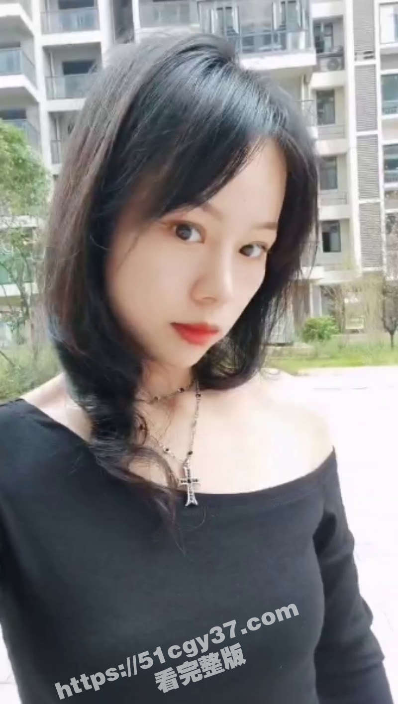 乱伦大神 相依为命的母子 跳蛋调教饥渴骚妈 骚穴湿滑淫水泛滥 肥臀后入激情满满！