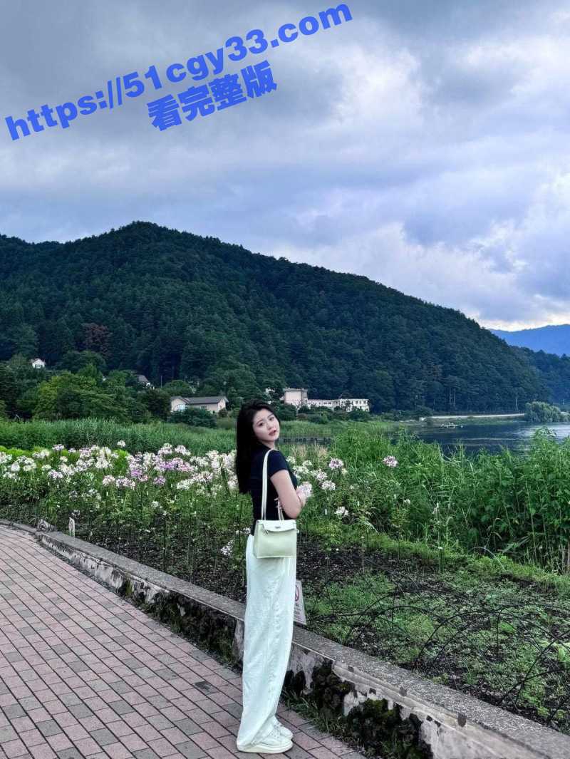青岛飞洋职业技术学院许冰冰被骗泄密私拍04