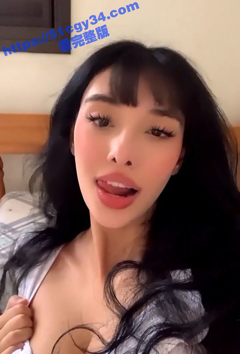 性爱女神下凡！推特福利姬 voulezjj 大尺度视频流出 性感阿黑颜巨乳尤物 花式玩屌 淫值爆表！