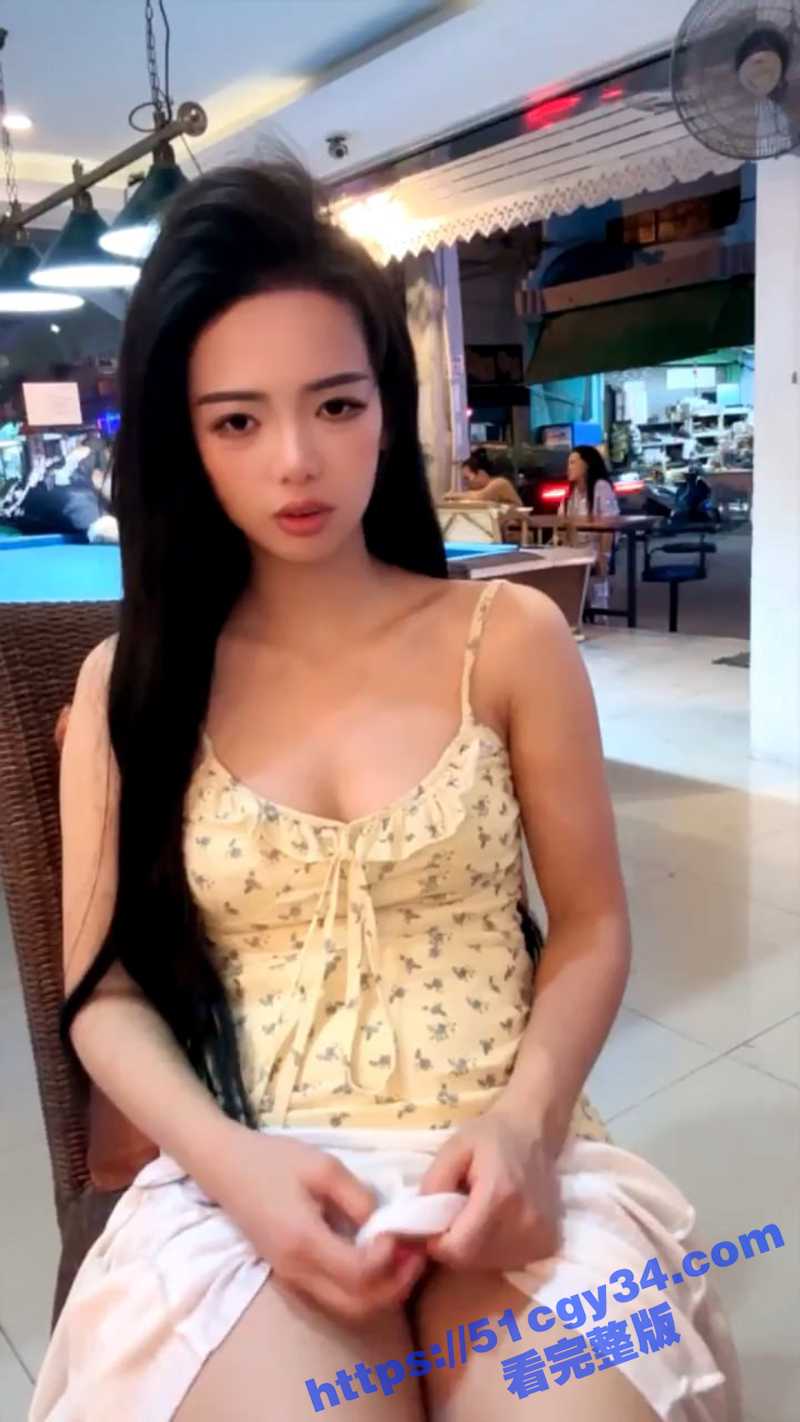 反差御姐女神 琪琪 商场露出跳蛋自慰 回家后与姐姐 双人全裸直播大秀 骚穴喷水不断！
