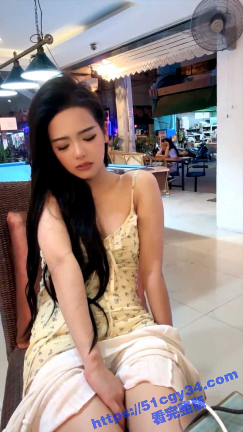 黄播琪琪户外商场跳蛋自慰与姐姐直播大秀（4）