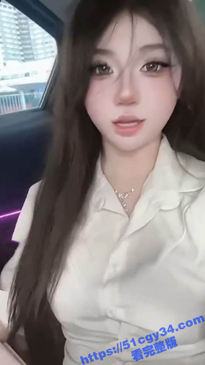 推特福利姬 兔酱是个甜妹 私拍合集 双马尾白丝洛丽塔诱惑 粉嫩白虎小穴被金主猛插 淫水四溢！