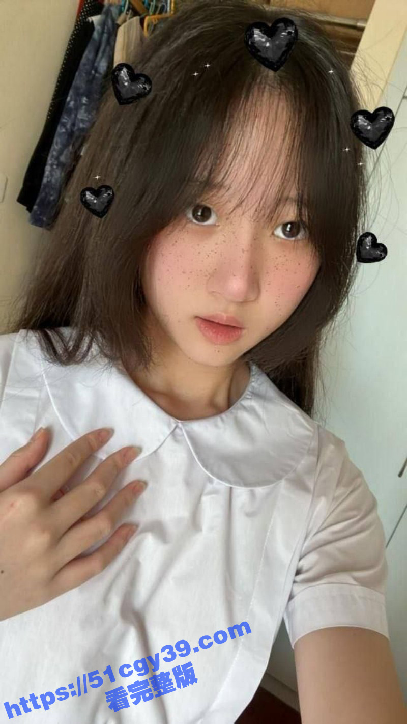 香港圣母书院学妹与男友首次交合02