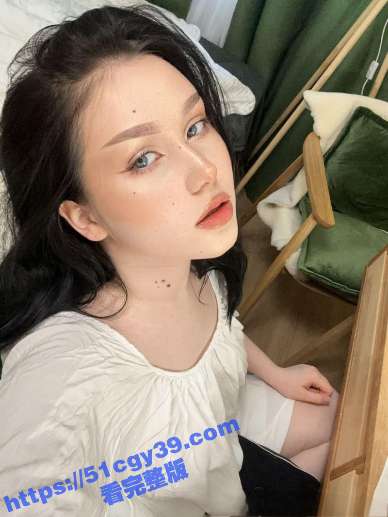 OF肥臀巨乳网黄Scarletblaze自慰福利03