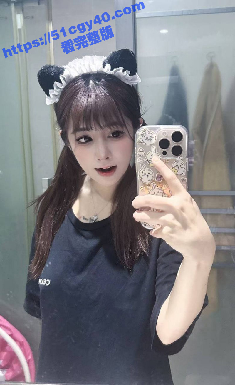 海角大神朋友的妹妹被JK嫩妹色诱03