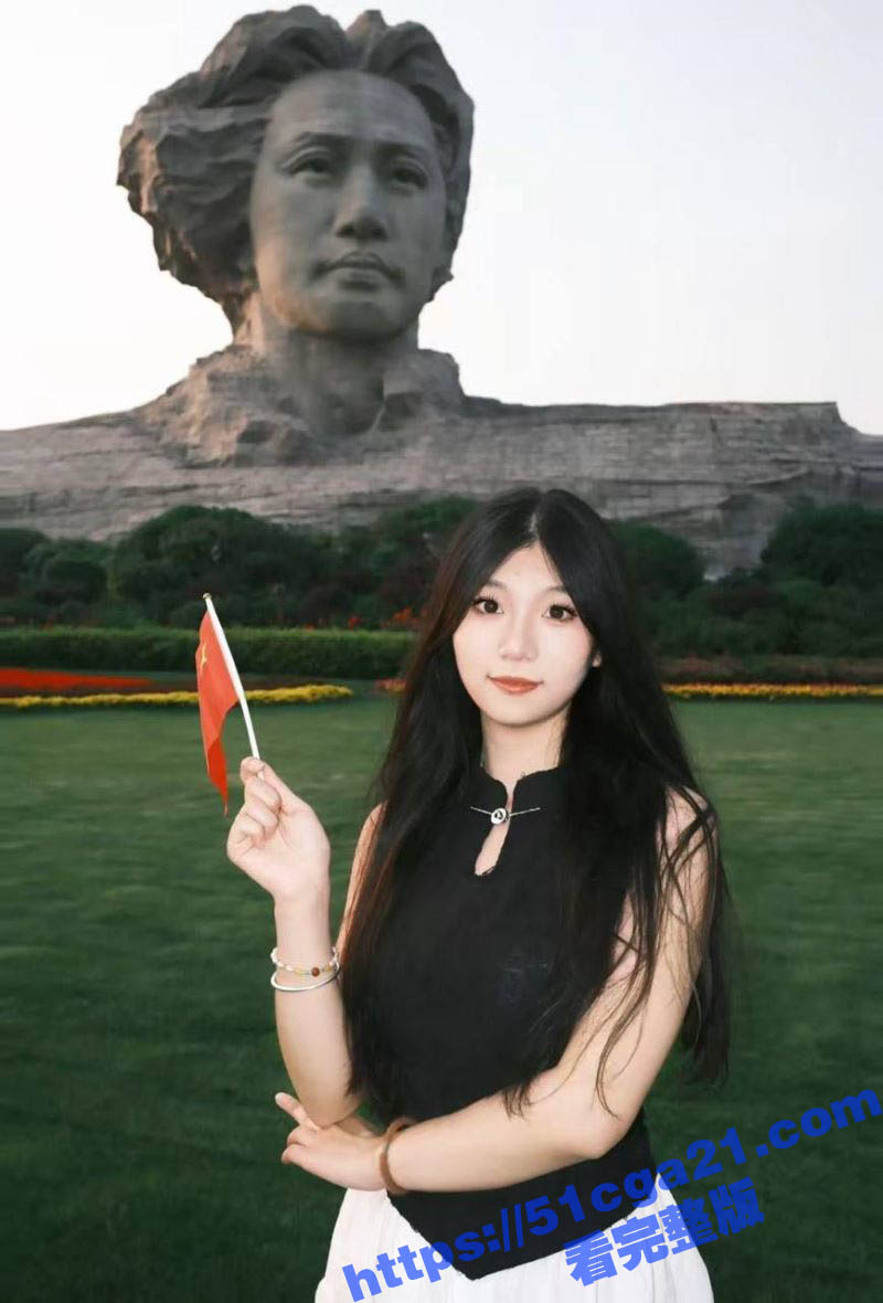 山西清纯女神 王佳慧 被绿帽癖男友泄露性爱视频 情趣装下骚气十足 撕破黑丝猛操 淫荡不堪！