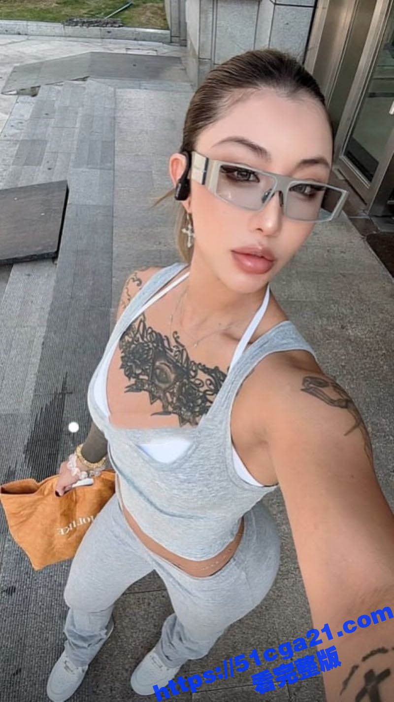 抖音蜜桃臀健身顶美网红OKUBO大王不雅视频被金主泄密 6